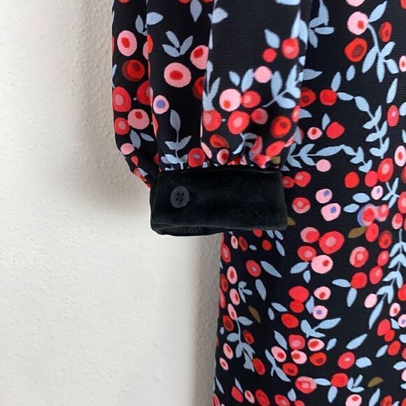 LOFT Berry Velvet Trim Floral Cutout Shift  Dress Size Small EUC M397 - Picture 7 of 12